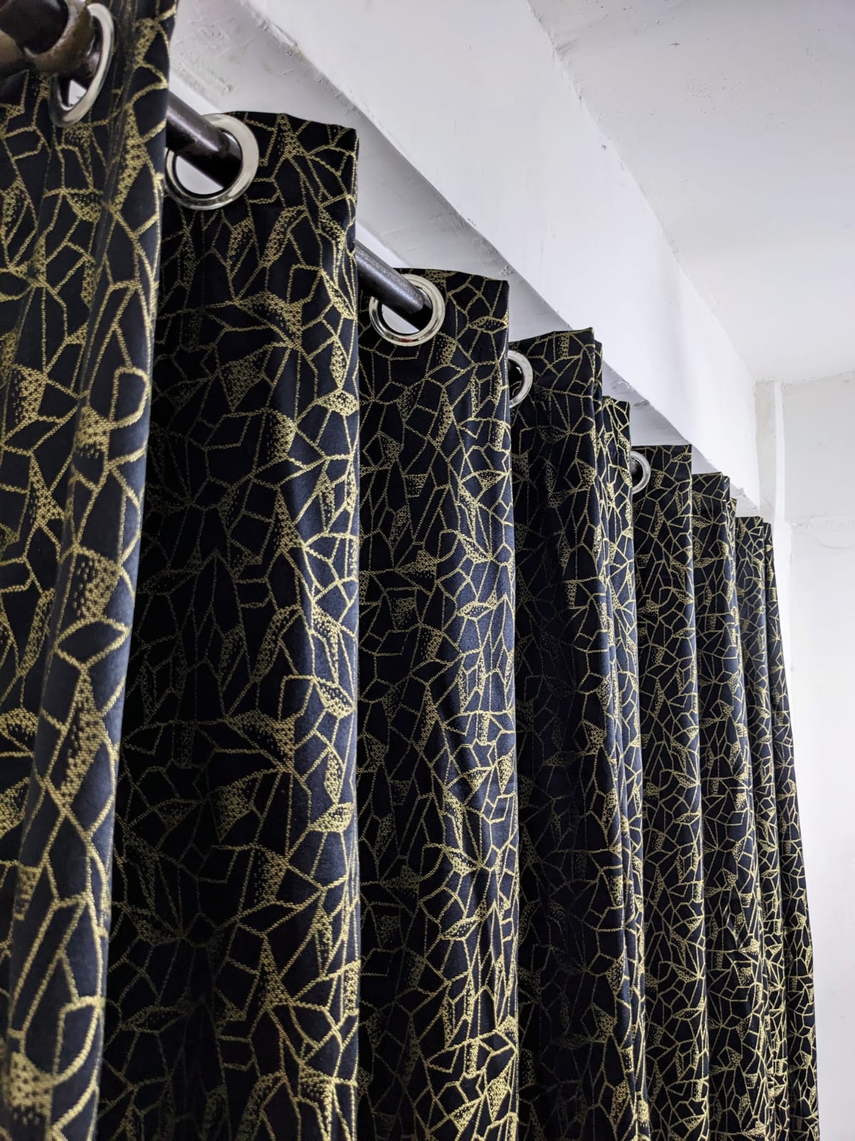 Export Golden Sparkles Texture Curtains (Black Color)